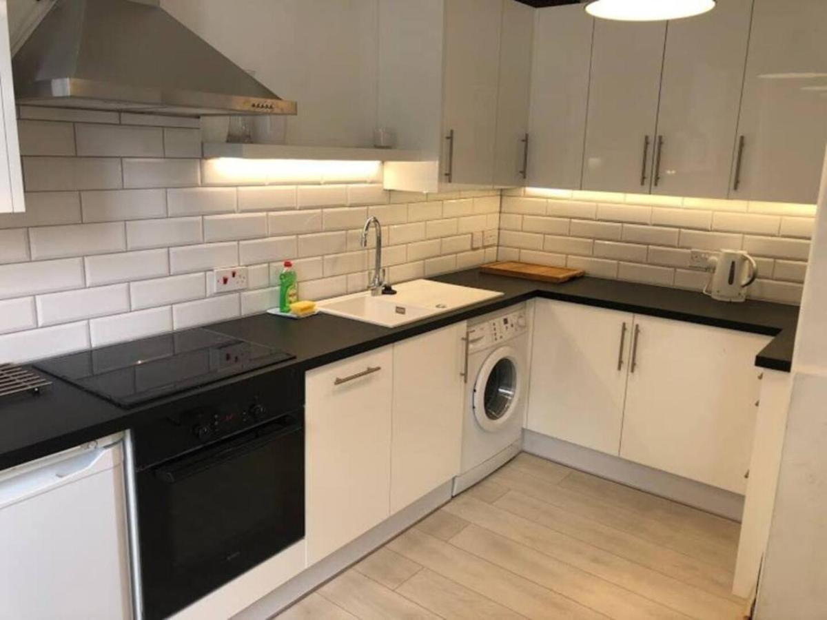 Beautiful Scandi-Inspired One Bed In Stockbridge 에든버러 외부 사진